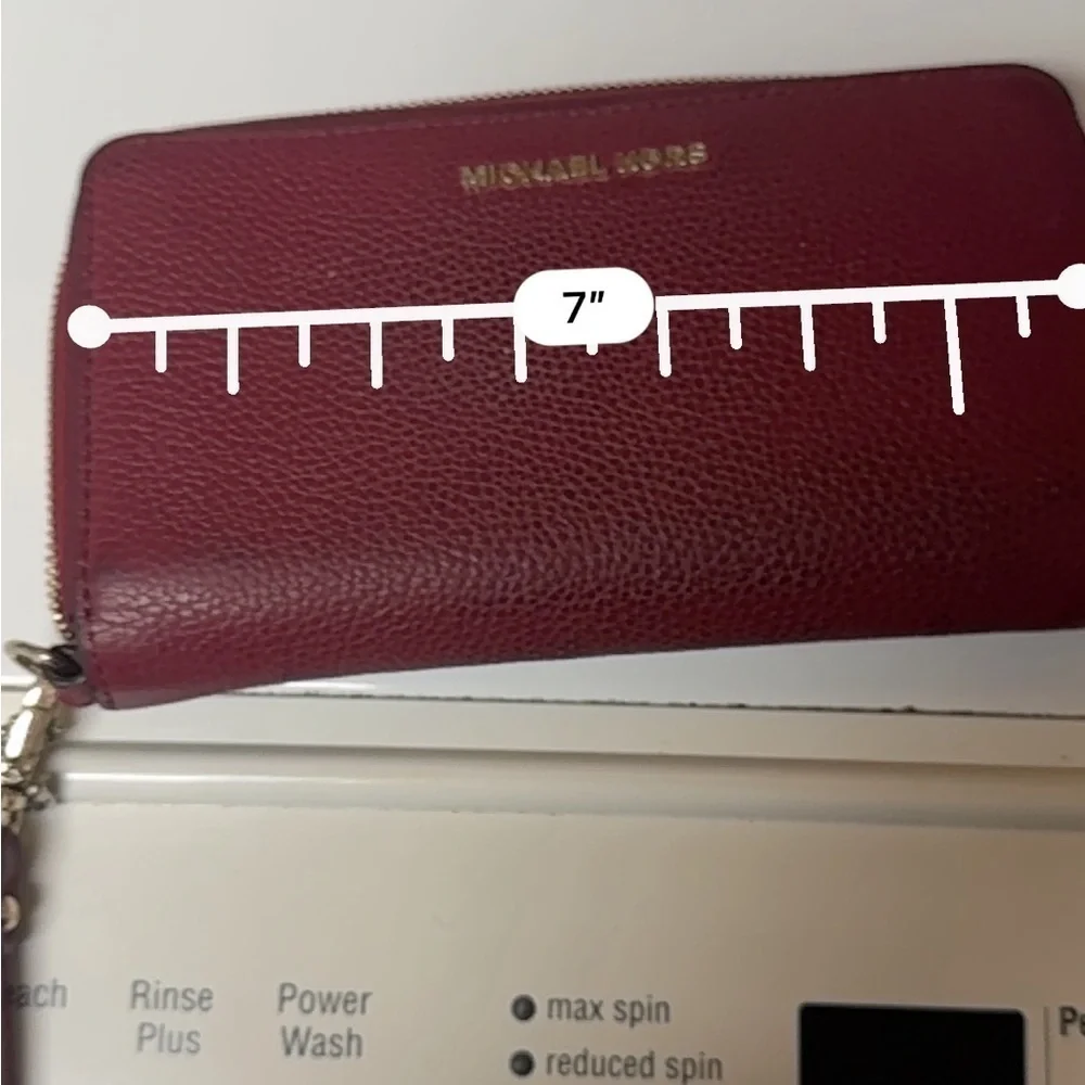 Michael Kors Jet Set Travel Wristlet Wallet Burgundy Pebbled Leather